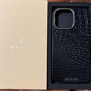 Never used - burga snakeskin elite iPhone 13 pro case